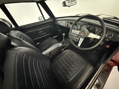 Lot 113 - 1973 MG BGT V8