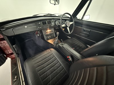 Lot 113 - 1973 MG BGT V8