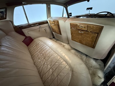 Lot 65 - 1960 Bentley S2