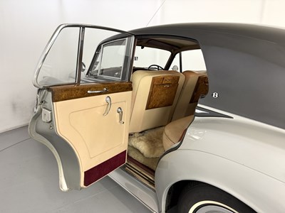 Lot 65 - 1960 Bentley S2
