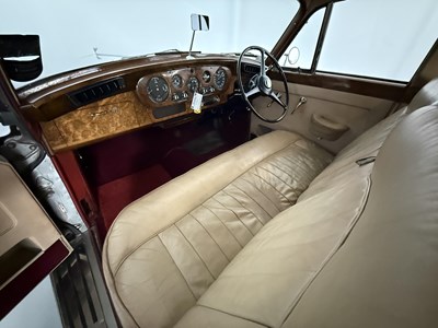 Lot 65 - 1960 Bentley S2