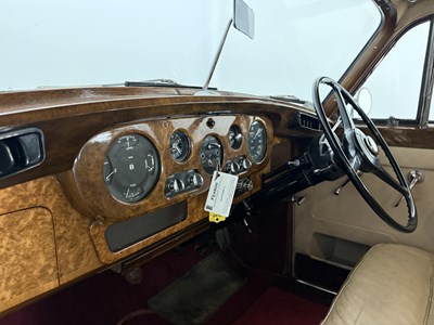 Lot 65 - 1960 Bentley S2
