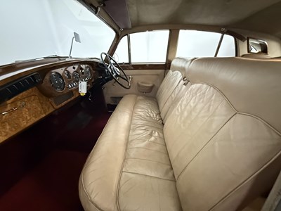 Lot 65 - 1960 Bentley S2