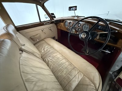Lot 65 - 1960 Bentley S2