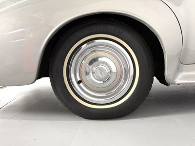 Lot 65 - 1960 Bentley S2