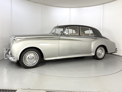 Lot 65 - 1960 Bentley S2