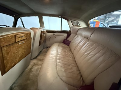 Lot 65 - 1960 Bentley S2