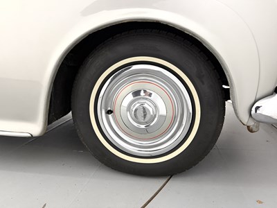 Lot 65 - 1960 Bentley S2