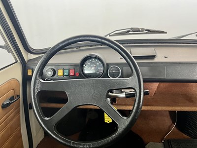 Lot 31 - 1990 Trabant 601 S Deluxe