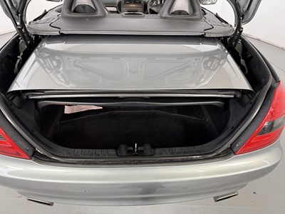 Lot 156 - 2011 Mercedes-Benz SLK200 Kompressor