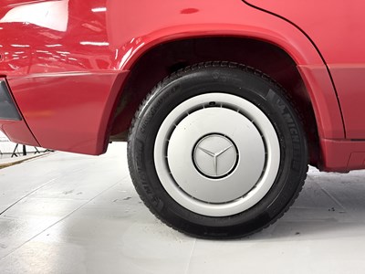 Lot 120 - 1993 Mercedes-Benz 190D