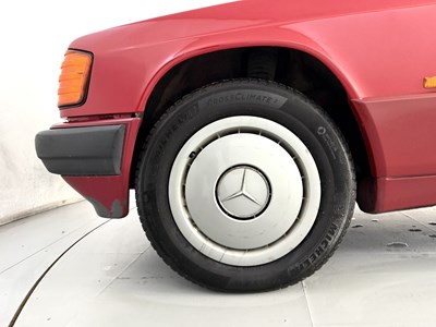 Lot 120 - 1993 Mercedes-Benz 190D