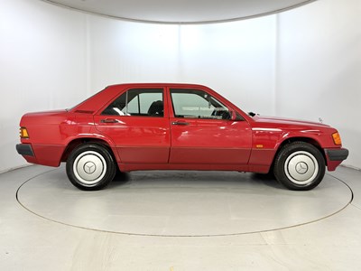 Lot 120 - 1993 Mercedes-Benz 190D