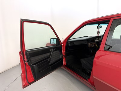 Lot 120 - 1993 Mercedes-Benz 190D