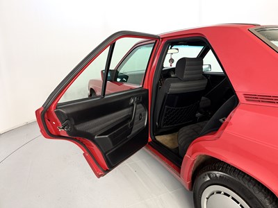 Lot 120 - 1993 Mercedes-Benz 190D