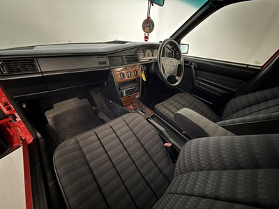 Lot 120 - 1993 Mercedes-Benz 190D