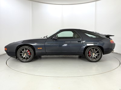 Lot 83 - 1987 Porsche 928 S4