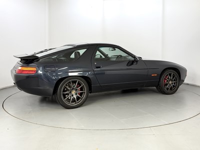 Lot 83 - 1987 Porsche 928 S4