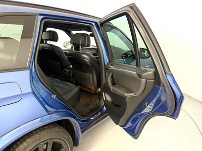 Lot 16 - 2010 BMW X5M