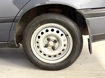 Lot 96 - 1993 Nissan Sunny 1.6 SLX
