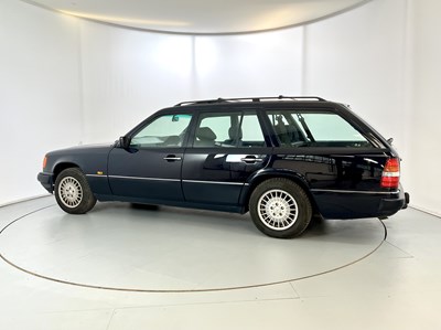 Lot 138 - 1995 Mercedes-Benz 220E - NO RESERVE