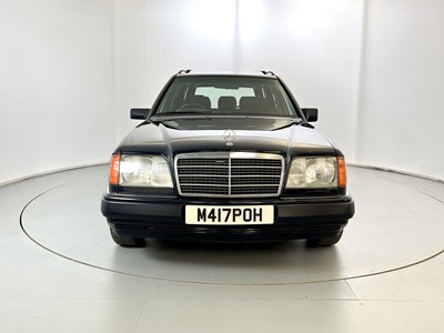Lot 138 - 1995 Mercedes-Benz 220E - NO RESERVE