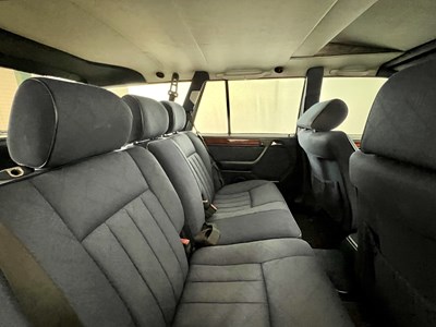 Lot 138 - 1995 Mercedes-Benz 220E - NO RESERVE