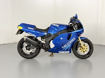 Lot 32 - 1990 Yamaha FZR1000