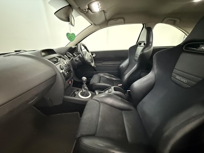 Lot 34 - 2008 Renault Megane R26 F1