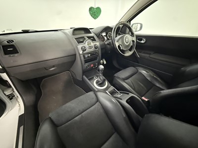 Lot 34 - 2008 Renault Megane R26 F1
