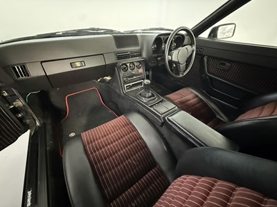 Lot 127 - 1983 Porsche 924