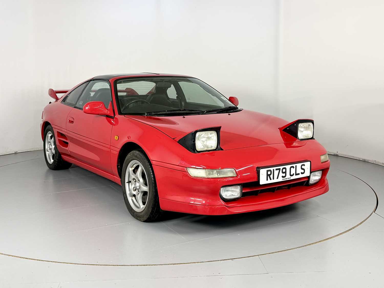 Lot 73 - 1998 Toyota MR2