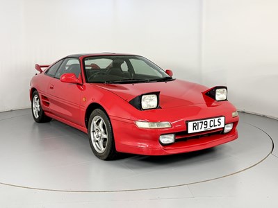 Lot 73 - 1998 Toyota MR2