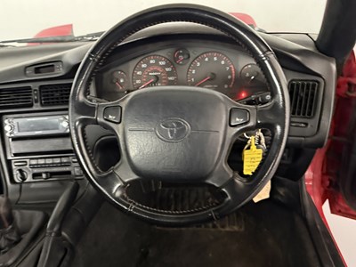 Lot 73 - 1998 Toyota MR2