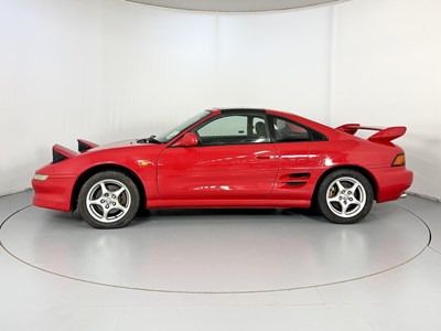 Lot 73 - 1998 Toyota MR2