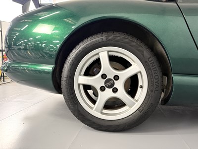 Lot 18 - 1997 TVR Chimaera 400