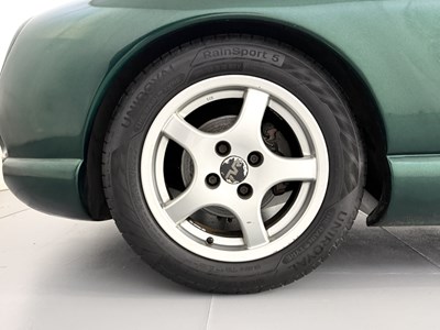 Lot 18 - 1997 TVR Chimaera 400