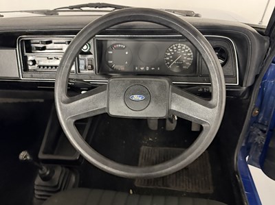 Lot 30 - 1976 Ford Cortina
