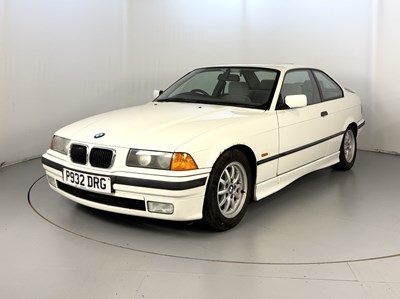 Lot 68 - 1997 BMW 328i