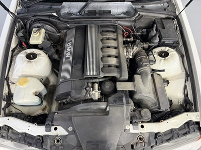 Lot 68 - 1997 BMW 328i