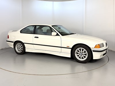 Lot 68 - 1997 BMW 328i
