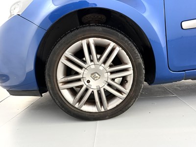 Lot 131 - 2011 Renault Clio - NO RESERVE
