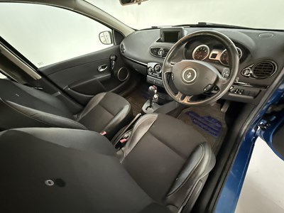 Lot 131 - 2011 Renault Clio - NO RESERVE