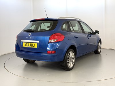 Lot 131 - 2011 Renault Clio - NO RESERVE