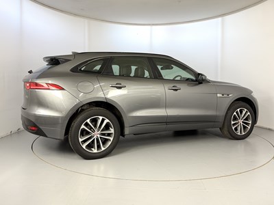 Lot 70 - 2018 Jaguar F-Pace R Sport