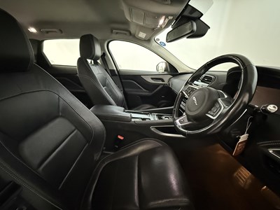 Lot 70 - 2018 Jaguar F-Pace R Sport