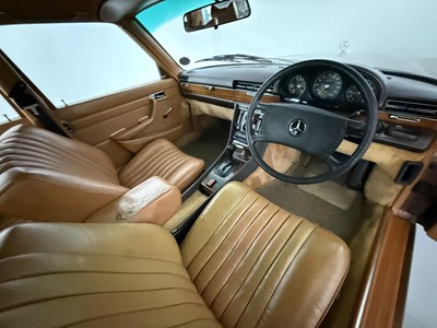 Lot 29 - 1975 Mercedes-Benz 280S