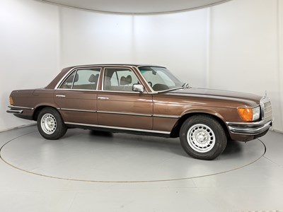 Lot 29 - 1975 Mercedes-Benz 280S