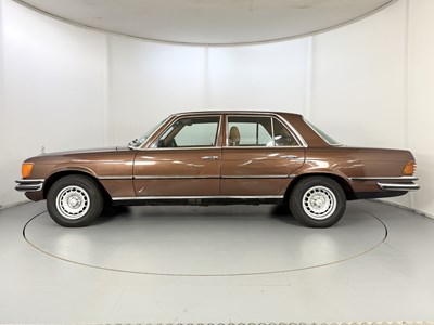 Lot 29 - 1975 Mercedes-Benz 280S