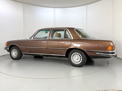 Lot 29 - 1975 Mercedes-Benz 280S